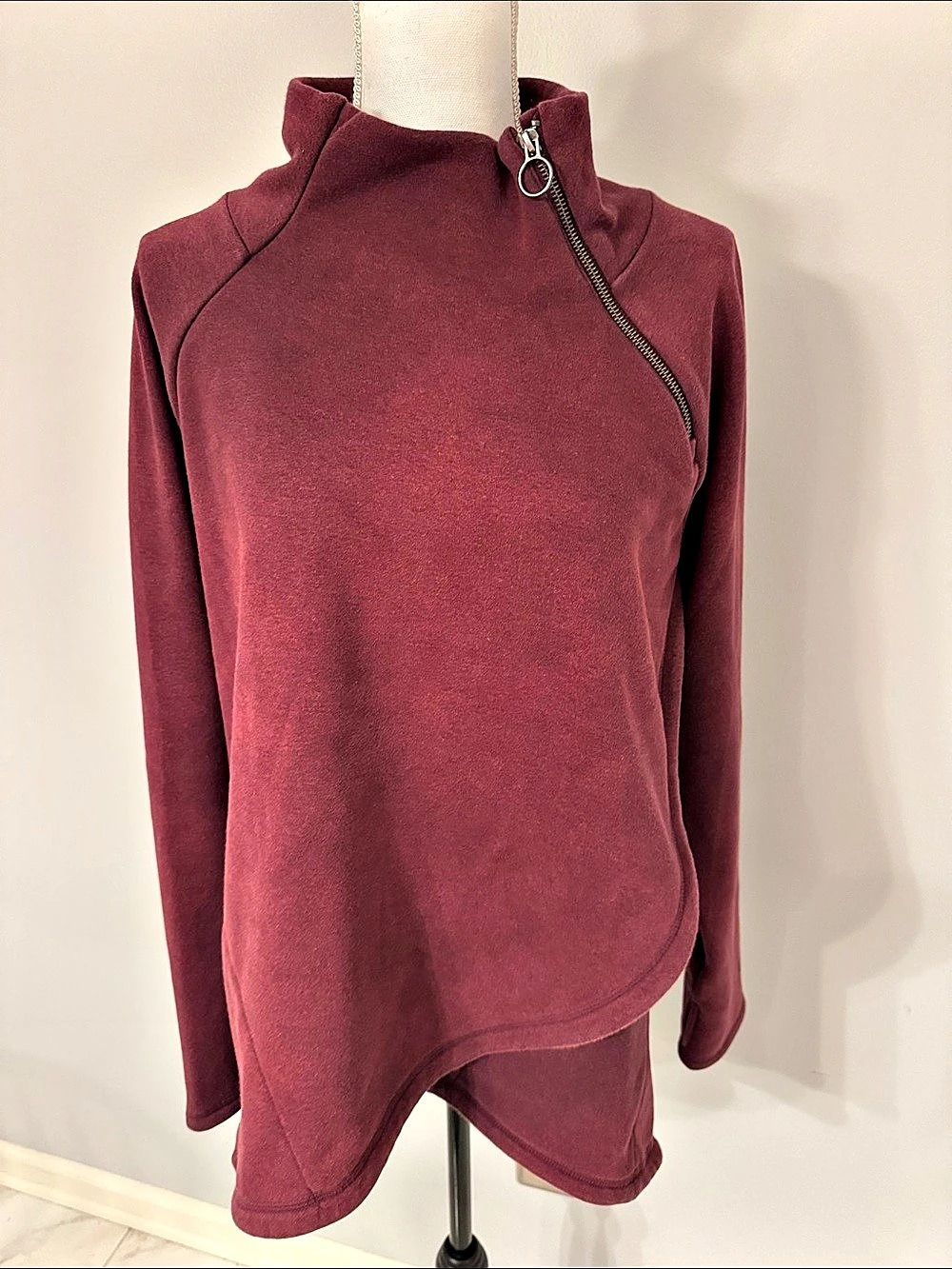 Athleta Cozy Karma Asym Pullover